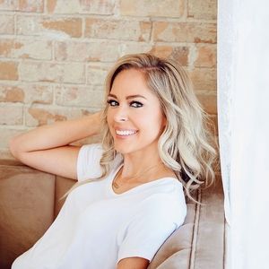 Meet your Posher, Anne